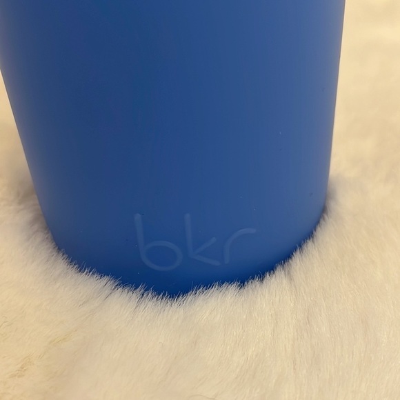 BKR glass reusable water bottle approximately 16 oz - Picture 3 of 11